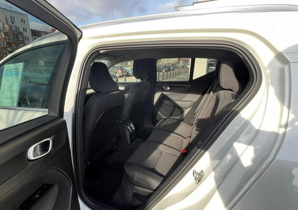 Volvo XC 40 cena 145500 przebieg: 16300, rok produkcji 2021 z Ruda Śląska małe 56